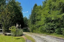 210 Hanna Creek Road image 6