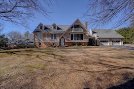 300 Sunset Rd. Road image 1
