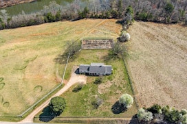 802 Hickory Hollow Rd image 35
