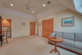 130 Turnberry Drive image 38