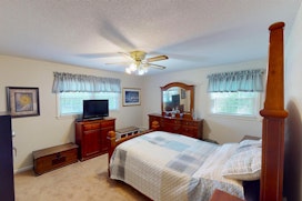 121 Westhaven Court image 11