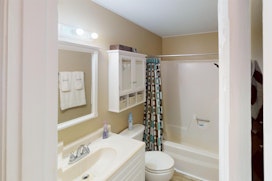 121 Westhaven Court image 21